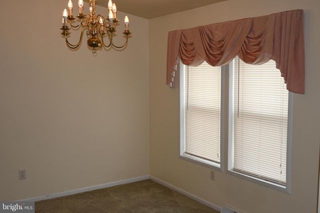 69 MAPLELEAF DR, Sellersville, PA 18960