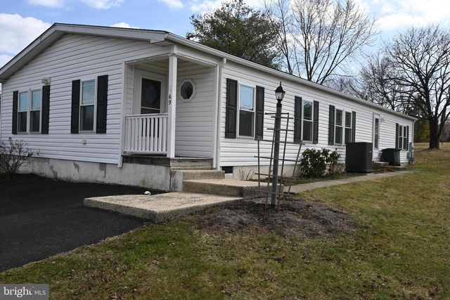 69 MAPLELEAF DR, Sellersville, PA 18960