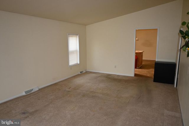 69 MAPLELEAF DR, Sellersville, PA 18960