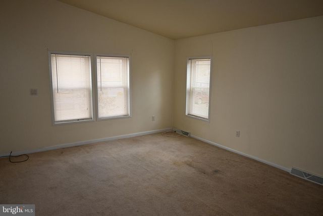 69 MAPLELEAF DR, Sellersville, PA 18960