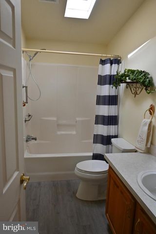 69 MAPLELEAF DR, Sellersville, PA 18960