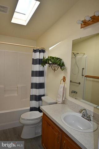 69 MAPLELEAF DR, Sellersville, PA 18960