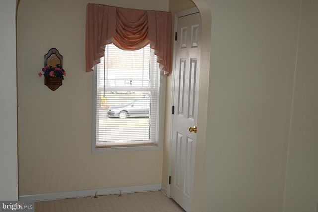 69 MAPLELEAF DR, Sellersville, PA 18960