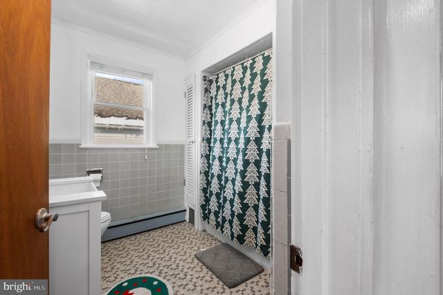 119 W MADISON AVE, Magnolia, NJ 08049