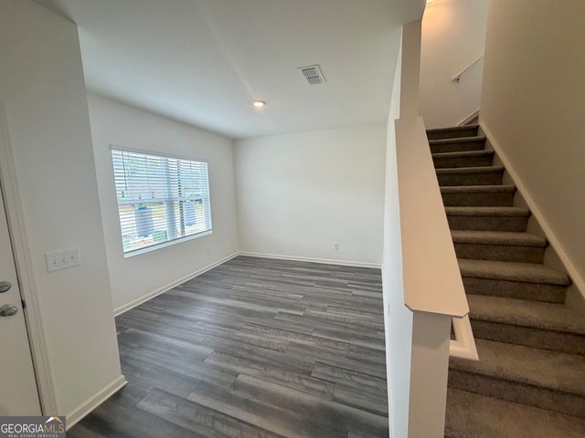 327 Champions Boulevard, Dallas, GA 30157