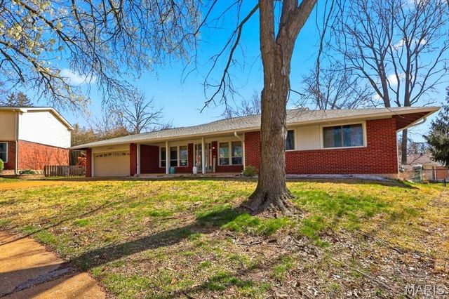 1500 Heirloom Court, St Louis, MO 63146