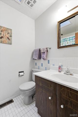 1500 Heirloom Court, St Louis, MO 63146