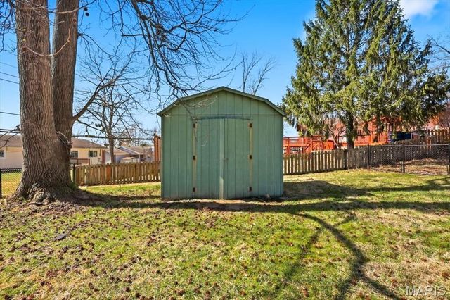 1500 Heirloom Court, St Louis, MO 63146