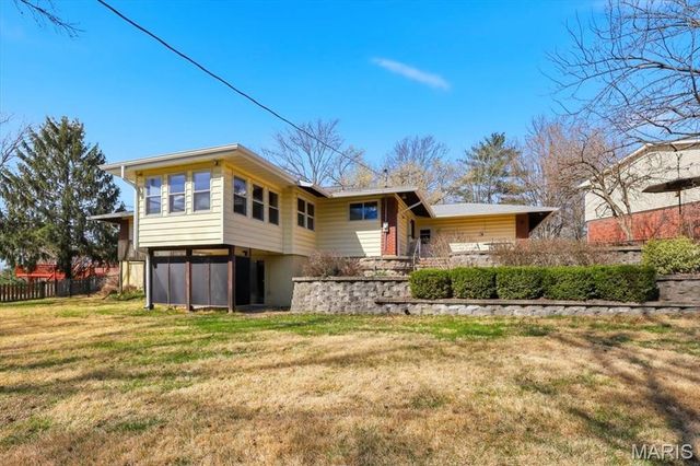 1500 Heirloom Court, St Louis, MO 63146