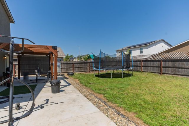 689 Coppola Court, Merced, CA 95348