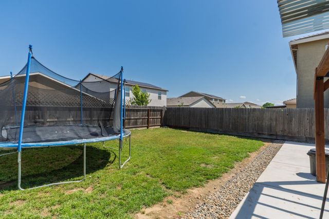 689 Coppola Court, Merced, CA 95348