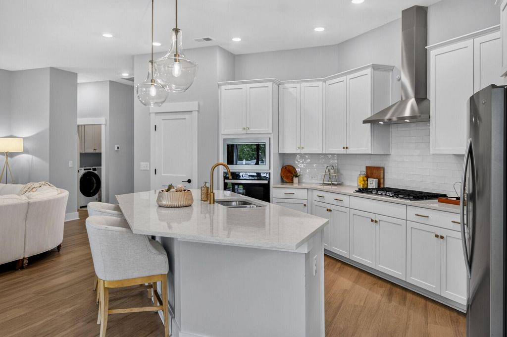 Image 14 of property listing at 500 Sound Drive, Summerville, SC 29486