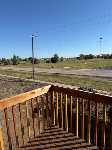 648 EAGLE CT, Box Elder, SD 57719