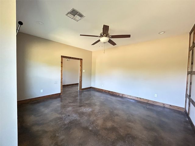 511 Interstate Highway 30 E, Sulphur Springs, TX 75482