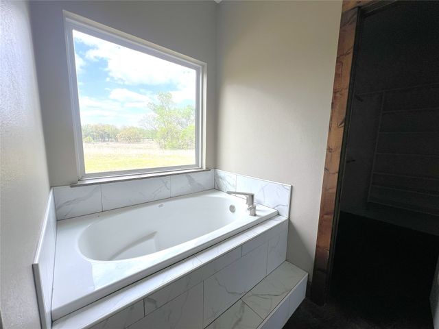 511 Interstate Highway 30 E, Sulphur Springs, TX 75482