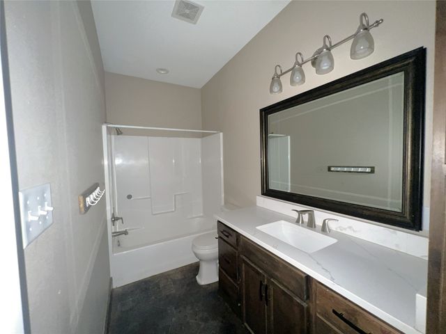 511 Interstate Highway 30 E, Sulphur Springs, TX 75482