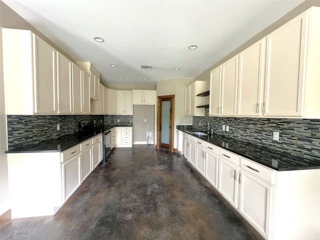 511 Interstate Highway 30 E, Sulphur Springs, TX 75482