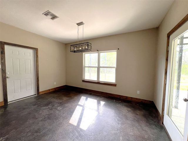 511 Interstate Highway 30 E, Sulphur Springs, TX 75482