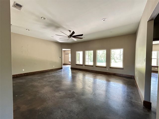 511 Interstate Highway 30 E, Sulphur Springs, TX 75482