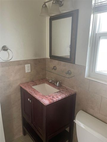5066 3RD STREET N, St Petersburg, FL 33703