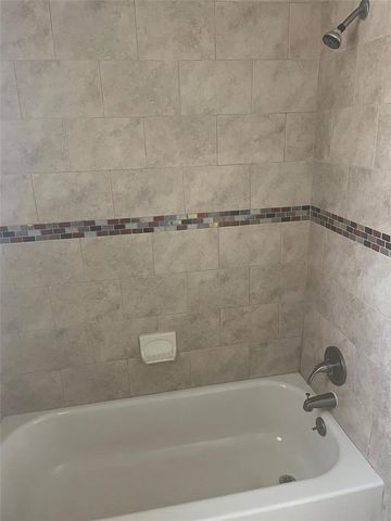 5066 3RD STREET N, St Petersburg, FL 33703
