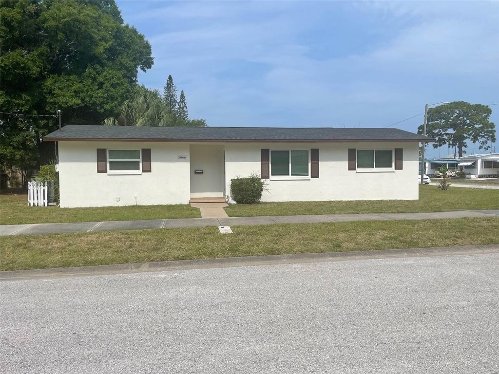 5066 3RD STREET N, St Petersburg, FL 33703