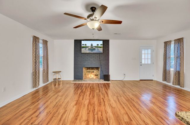 1277 Redeemer Drive, Hanahan, SC 29410