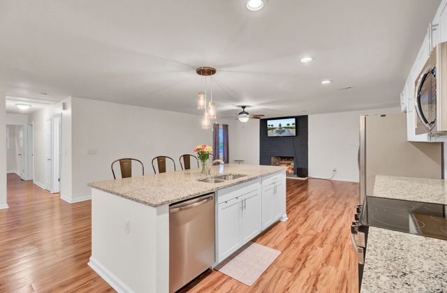 1277 Redeemer Drive, Hanahan, SC 29410