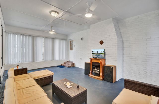 1277 Redeemer Drive, Hanahan, SC 29410