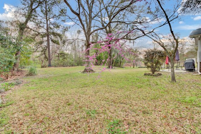 1277 Redeemer Drive, Hanahan, SC 29410