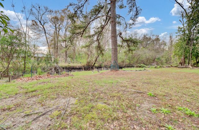 1277 Redeemer Drive, Hanahan, SC 29410