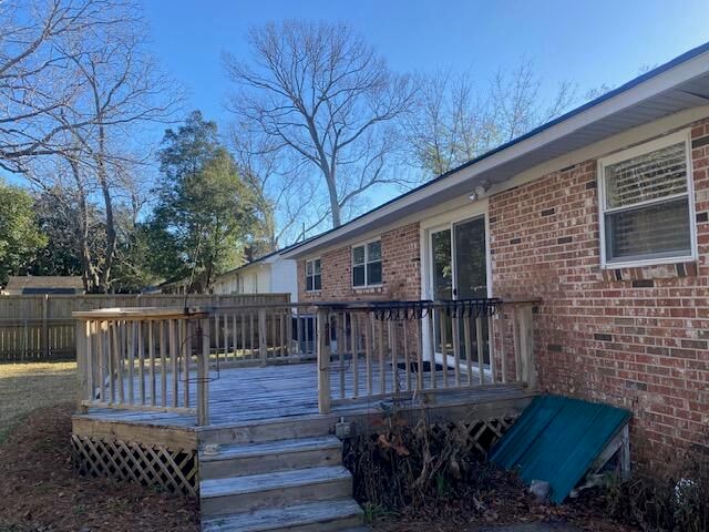 716 Longfellow Road, Charleston, SC 29407