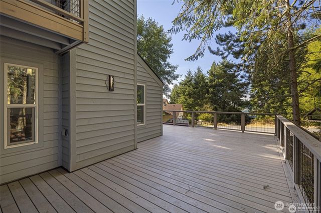 27 Dryad Place, Lopez Island, WA 98261