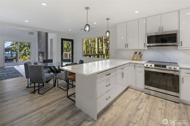 27 Dryad Place, Lopez Island, WA 98261