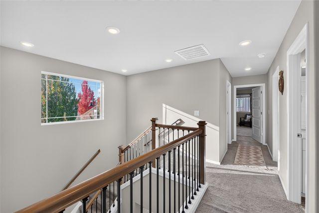 32795 Stuart Avenue SE, Black Diamond, WA 98010