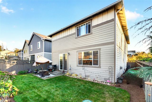 32795 Stuart Avenue SE, Black Diamond, WA 98010