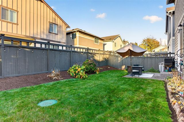 32795 Stuart Avenue SE, Black Diamond, WA 98010