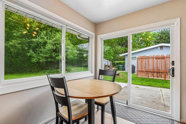5620 Euston STREET, Greendale, WI 53129