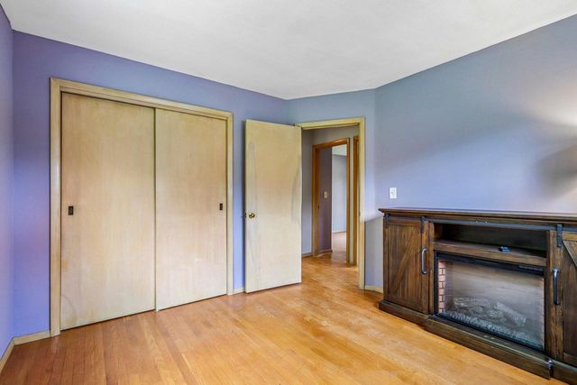 5620 Euston STREET, Greendale, WI 53129