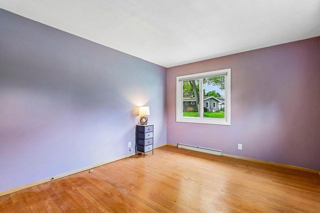 5620 Euston STREET, Greendale, WI 53129