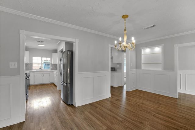 114 W Lobit Street, Baytown, TX 77520