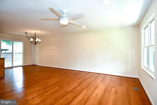 1900 BLACK OAK CT, Waldorf, MD 20601