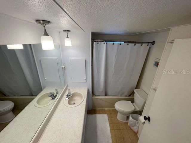 767 N GREEN CIRCLE, Venice, FL 34285