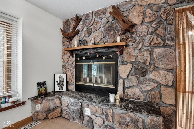 640 N Rangeline Road, Carmel, IN 46032