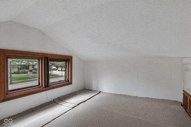 640 N Rangeline Road, Carmel, IN 46032