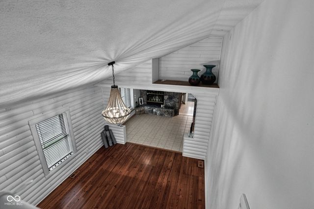 640 N Rangeline Road, Carmel, IN 46032