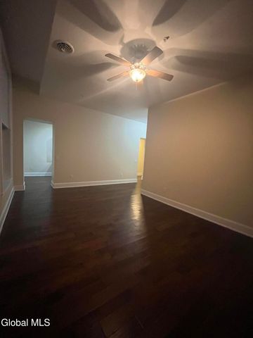 256 Broadway 205, Troy, NY 12180