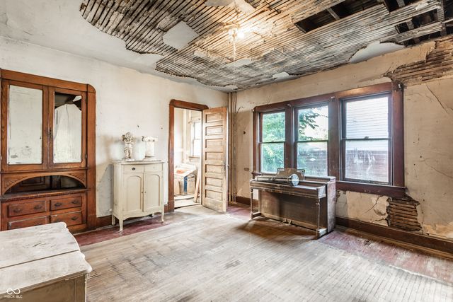 2545 Broadway Street, Indianapolis, IN 46205