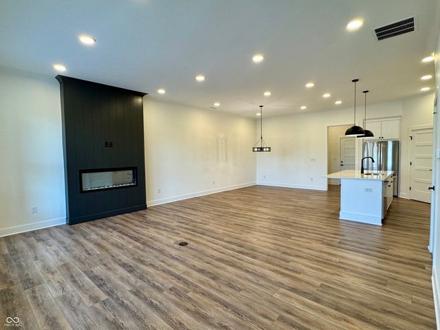 16514 Deerpath Way, Westfield, IN 46074