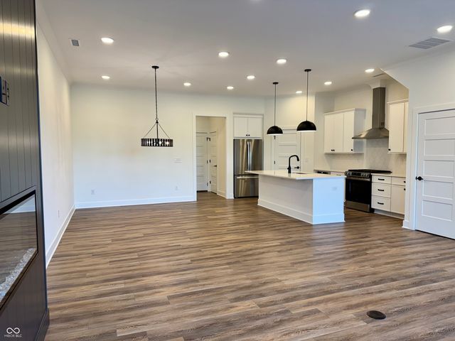16514 Deerpath Way, Westfield, IN 46074